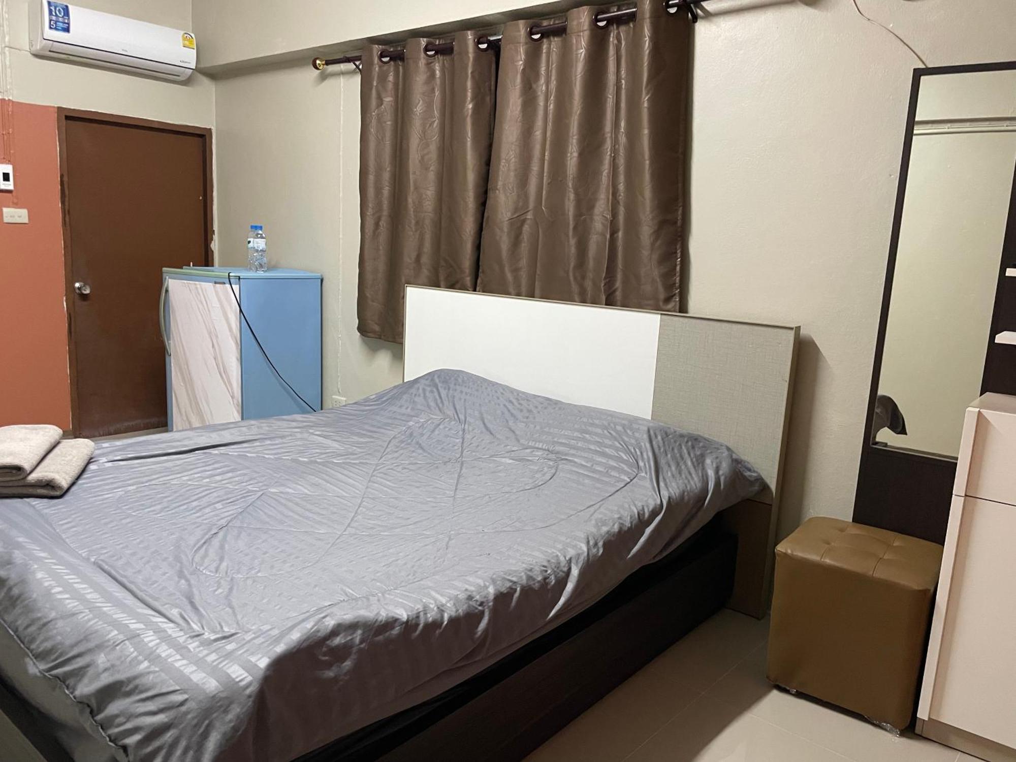 Gedkanok Apartment Бангкок Экстерьер фото